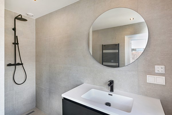 Medium property photo - Duizendschoonstraat 24A, 3051 SE Rotterdam